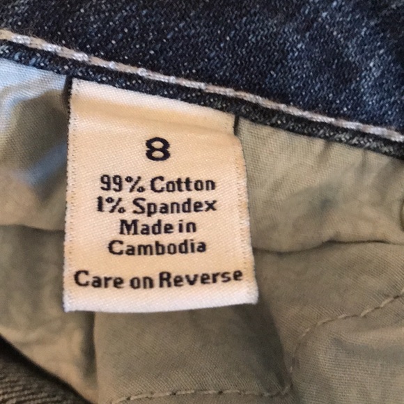 Simply Vera Wang distressed denim capris, great condition! - Picture 8 of 8